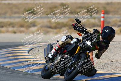 media/Mar-12-2022-SoCal Trackdays (Sat) [[152081554b]]/Turn 11 (1035am)/